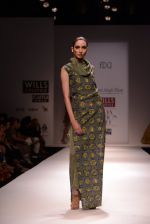 Model walks for Chandrani, Mrinalini, Dhruv-Pallavi Show at Wills Fashion Week 2013 Day 5 on 17th March  (32).JPG